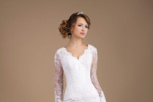 Read more about the article Sleeves: The wedding dress trend for 2022